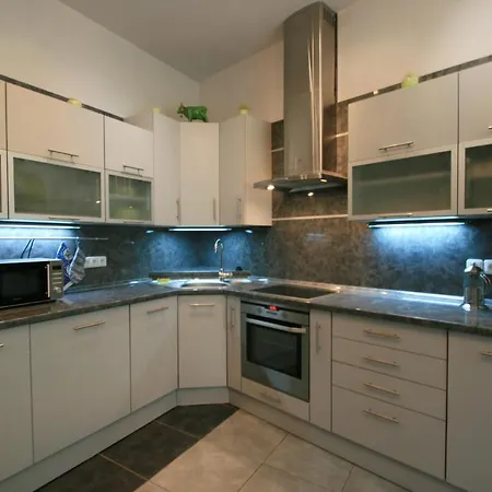 No 21 - I P Pavlova 34 Apartman *